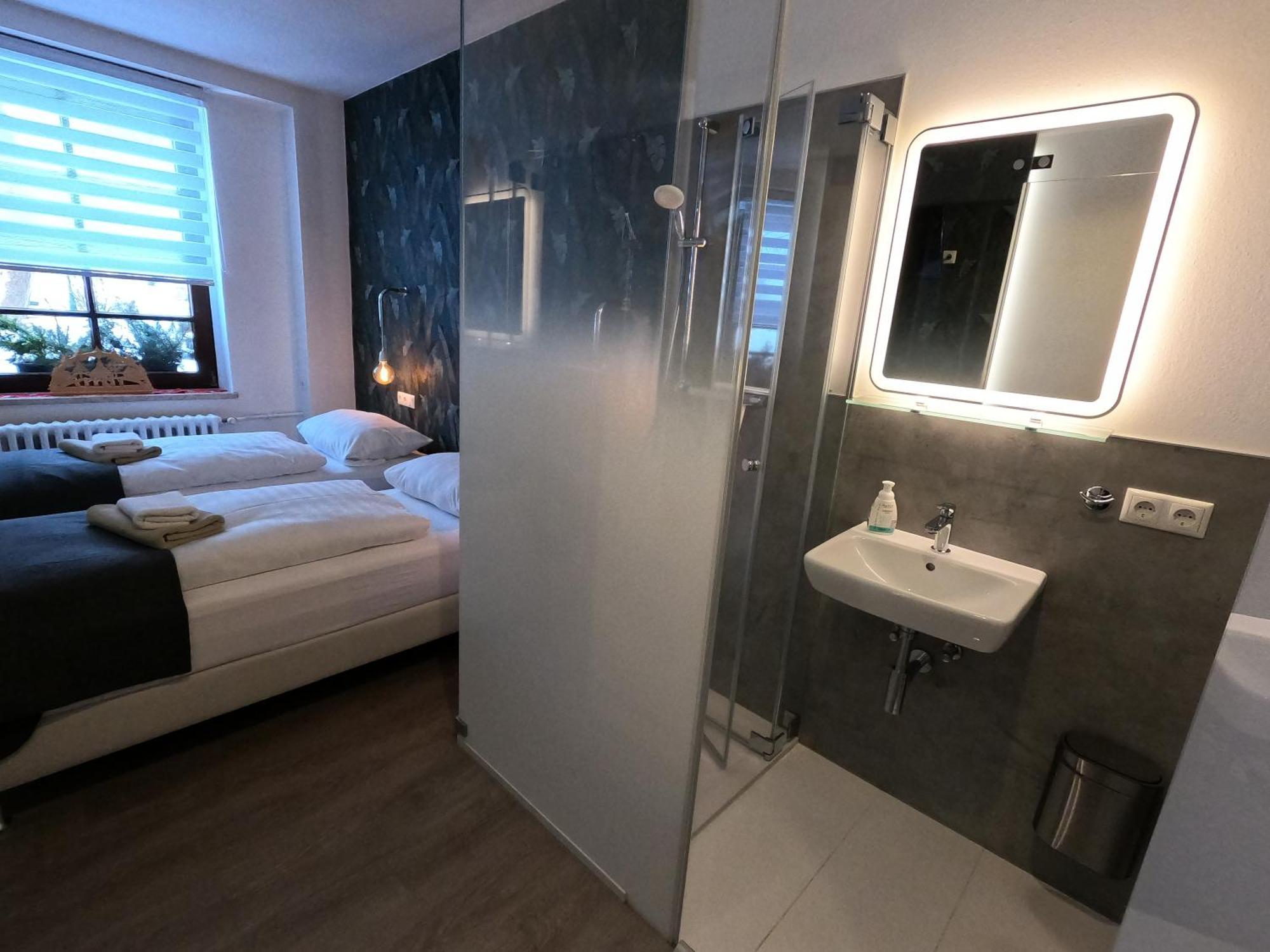 Landgasthof & Hotel Waldeck Treuen المظهر الخارجي الصورة